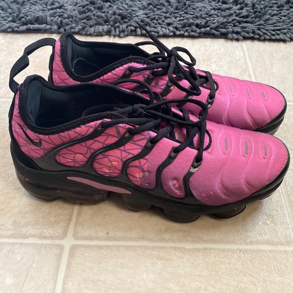 Nike Shoes - Pink and Black Nike Air Vapormax us sz 9.5